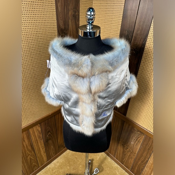 NORMAN AMBROSE 15" DYED SKY BLUE RUSSIAN SABLE FUR BOLERO JACKET COAT MEDIUM - Picture 8 of 16
